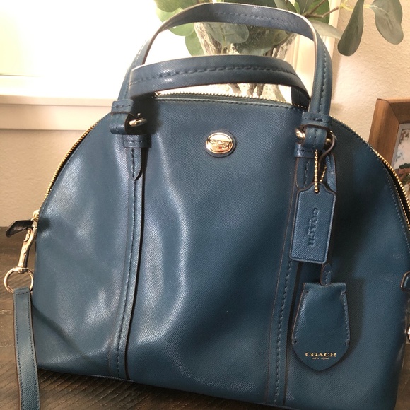 Coach Handbags - Coach handbag